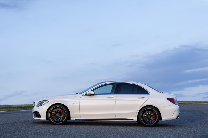 Illustration for article titled The 2015 Mercedes-AMG C63 Is A Hell Of A Lot Better On Gas